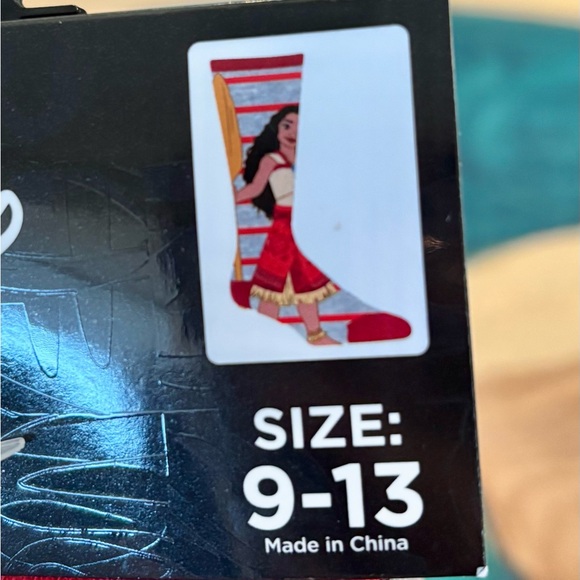 Disney Moana Crew Socks - Gray, Red, and Orange - Picture 3 of 3